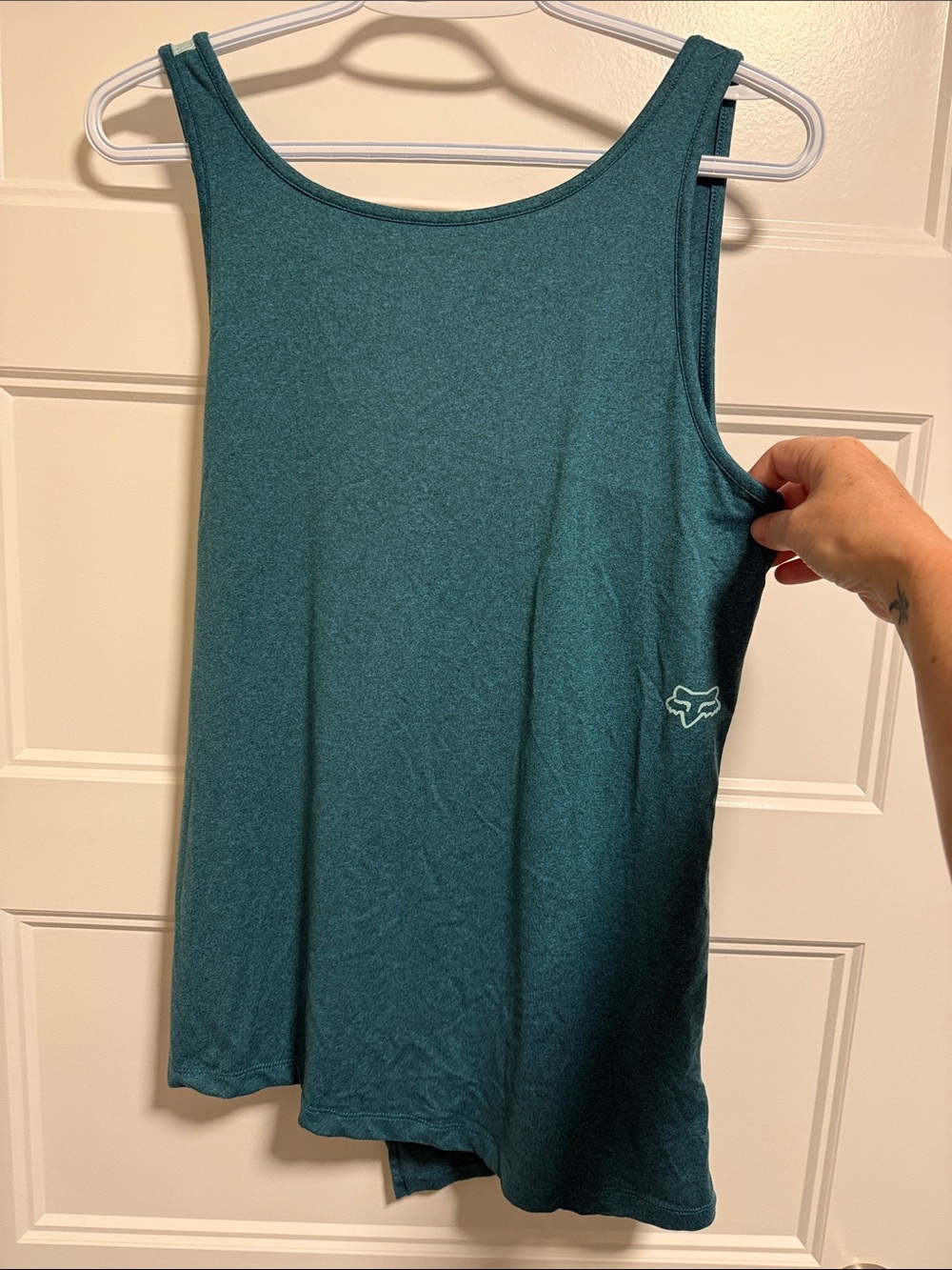 Fox Teal Sleeveless Scoop-Neck Tank Top - Women's